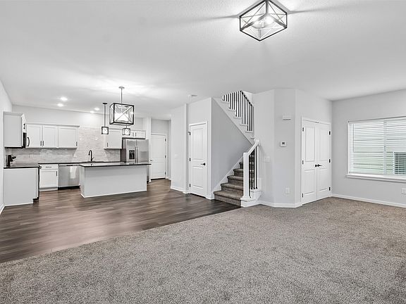 5th image of 515 10th St