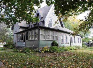 702 River St, Decorah, IA 52101