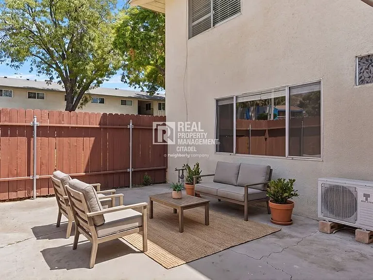 3009 Canyon Crest Dr #A — Photo 41