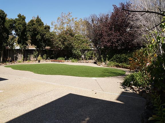 2nd image of 1409 Saint Kitts Ln
