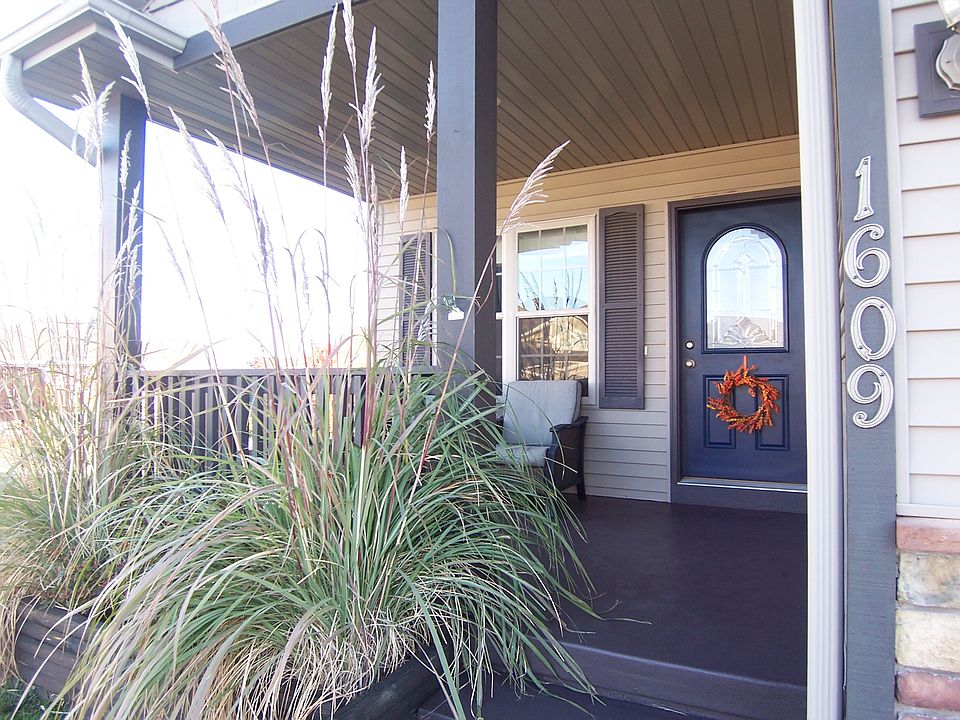 1st image of 1609 Dogwood Ct SW