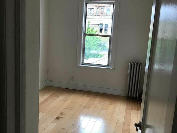 2nd image of 31-22 43rd St #2R