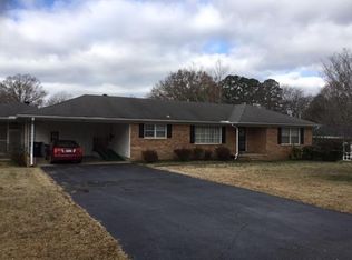 1505 E Clover Ln, Corinth, MS 38834