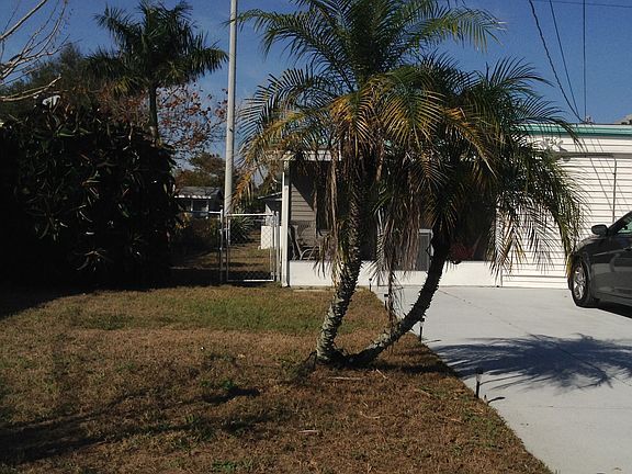 5th image of 716 71st Ave N