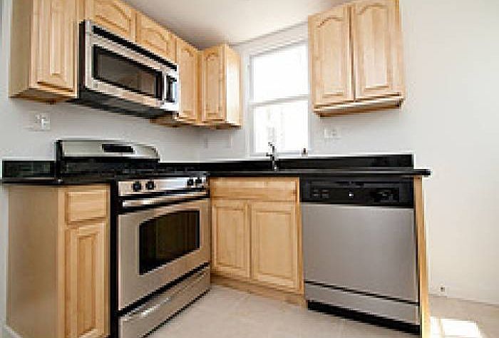 2nd image of 2334 E Firth St