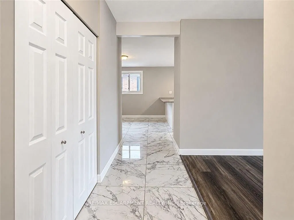 3 bed, $2,625 — Photo 3