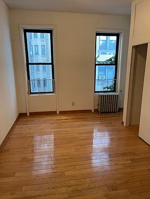 Rented by K & O Realty Associates Inc. | media 35