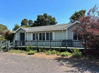 32920 Parkview Dr, Fort Bragg, CA 95437