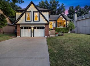 22421 W 64th St, Shawnee, KS 66226