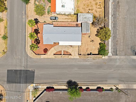 3rd image of 1156 N Belvedere Ave