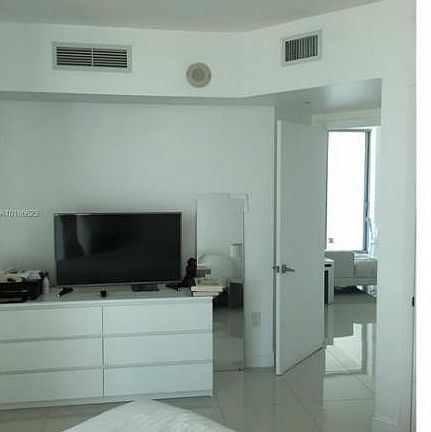 5th image of 350 S Miami Ave APT 2613