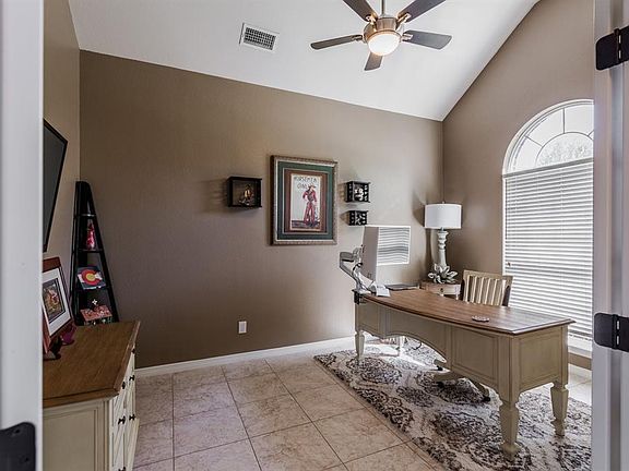 5th image of 4563 Oak Shores Dr