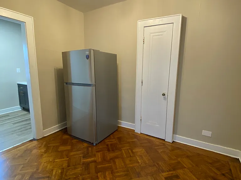 309 W Whitney Ave #207 — Photo 14