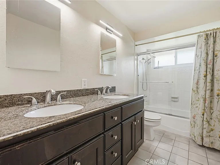 253 Princeton Dr — Photo 15