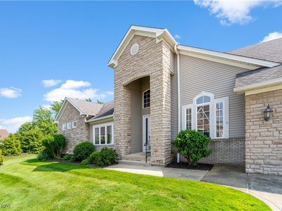 385 W Inverness Dr, Highland Heights, OH, 44143