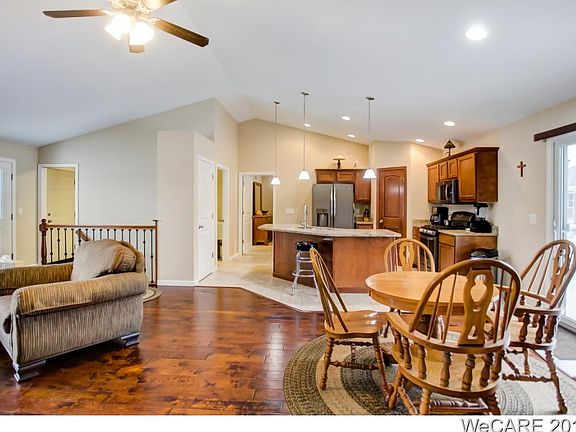 5th image of 4863 Carriage Ln