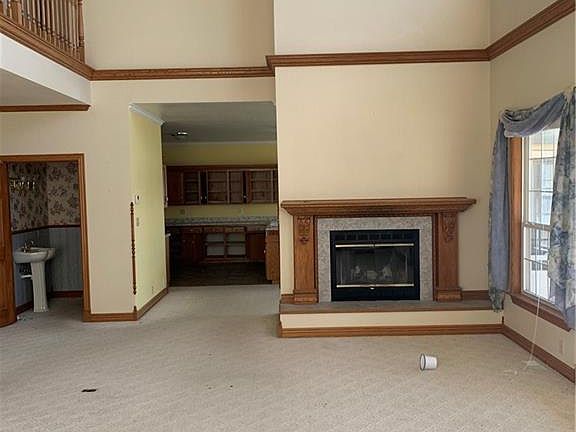 4th image of 9622 Oak Cove Ln