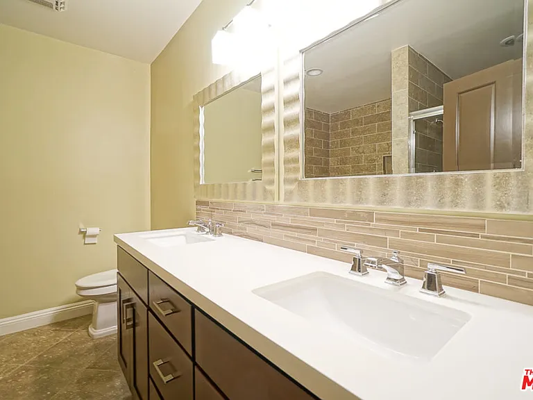 13902 Valley Vista Blvd — Photo 15