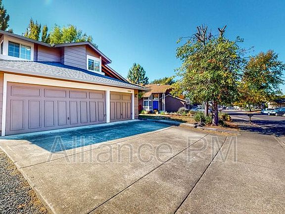 2nd image of 9452 Wellington Cir