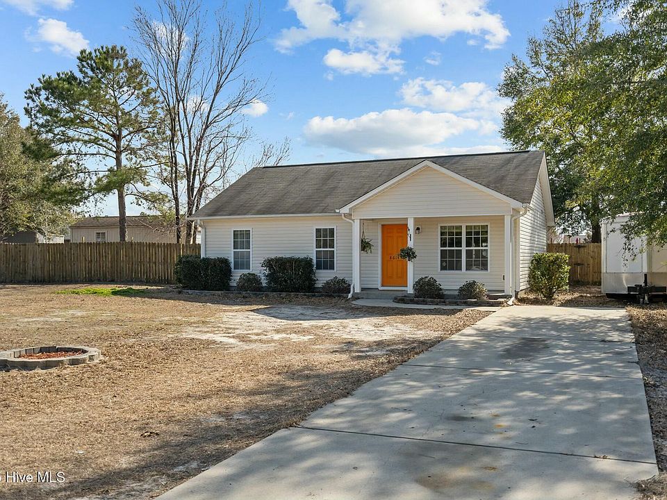 1st image of 8614 Heirloom Drive NE