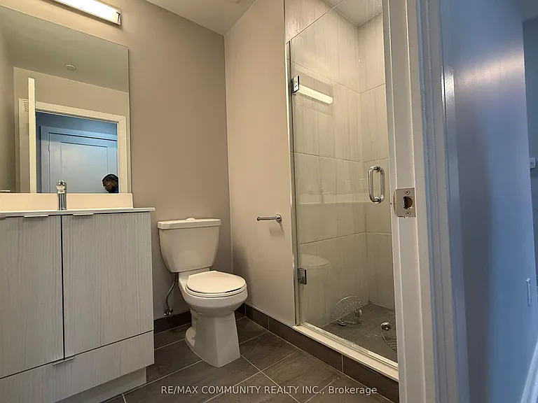 225 Village Green Sq #1001 — Photo 8