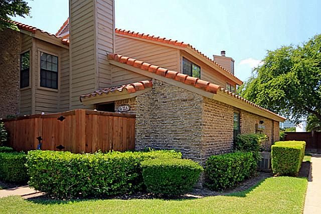 1st image of 333 Melrose Dr APT 22A