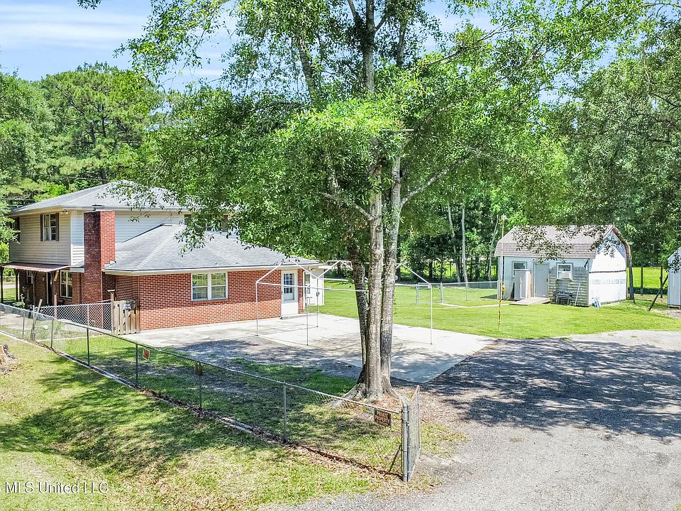 1st image of 6005 Cypress Dr