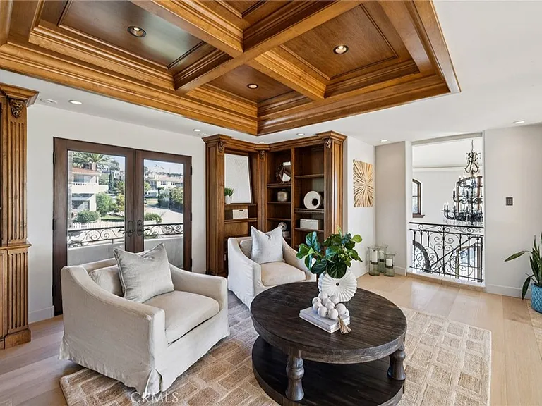 215 S Poinsettia Ave — Photo 13