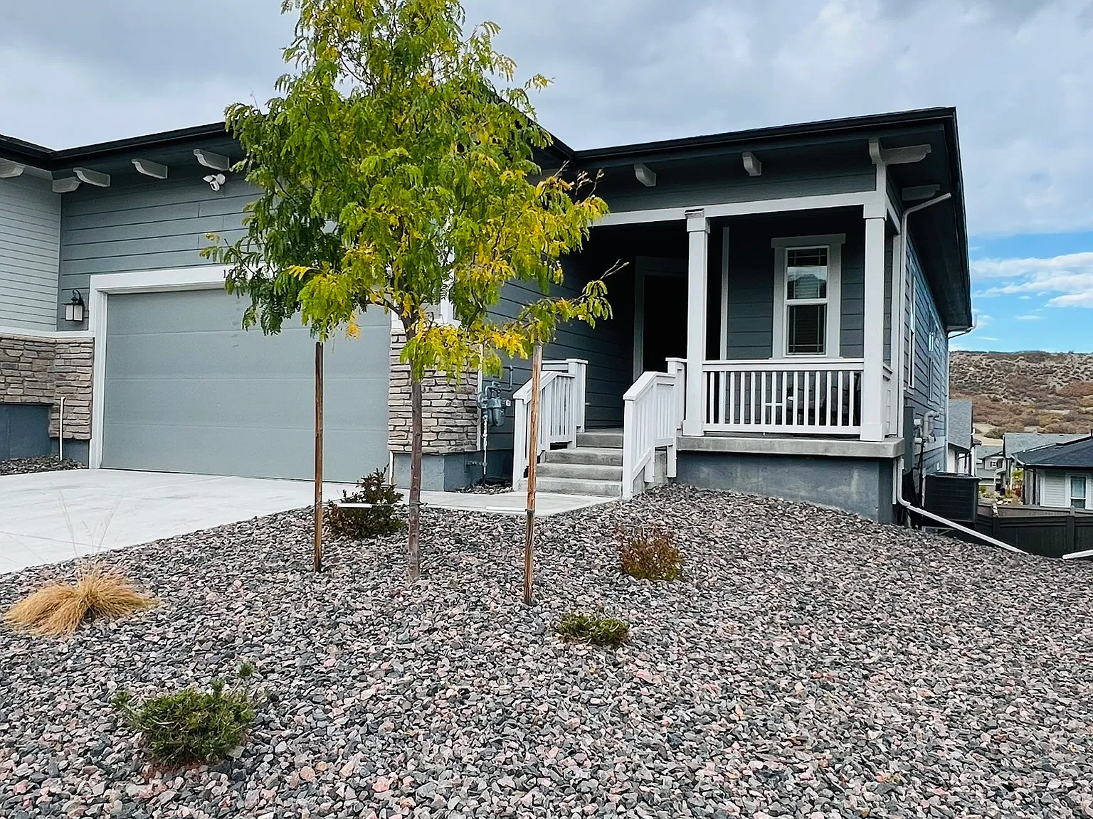 3 bed, 3238 sqft, $3,599 — Photo 2
