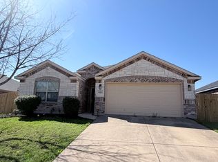 4013 Winter Springs Dr, Fort Worth, TX 76123