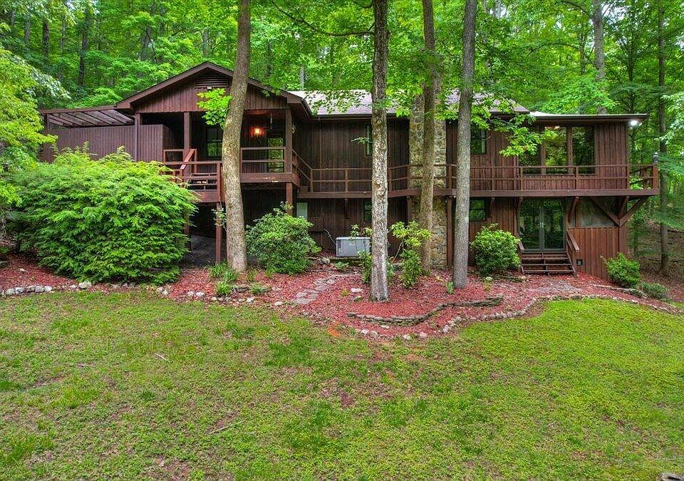1st image of 180 Misty Woods Private Dr