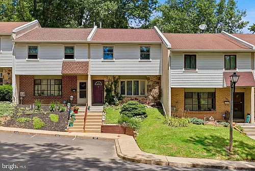 106 Woodside Cir Photo 1