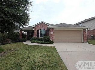 5616 Broken Gap Dr, Fort Worth, TX 76179