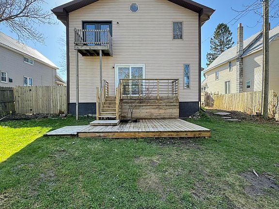 2nd image of 1403 Bingham Ave
