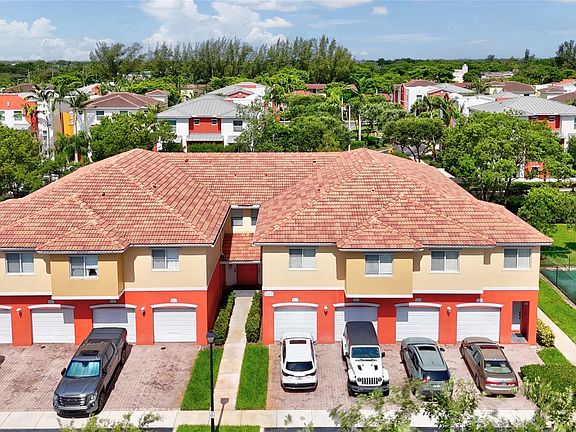 2nd image of 3315 Palomino Drive #413-4
