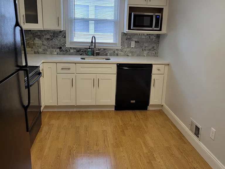 26 Ocean St #2 — Photo 2