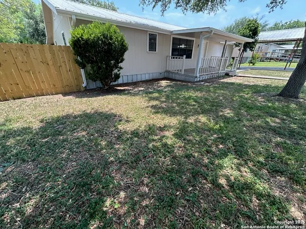 1201 Terry, George West, TX 78022