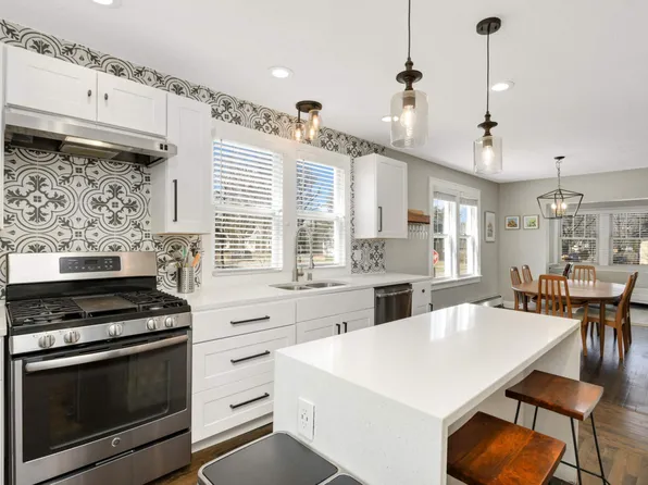 1756 Jefferson Ave, Saint Paul, MN 55105