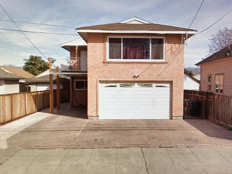 1282 Plum St — Photo 1