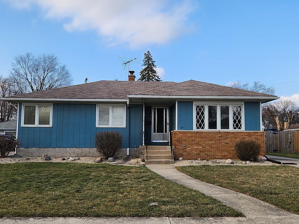 1st image of 2445 Clough Ave