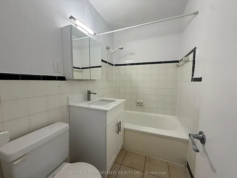 2770 Yonge St #112 — Photo 10
