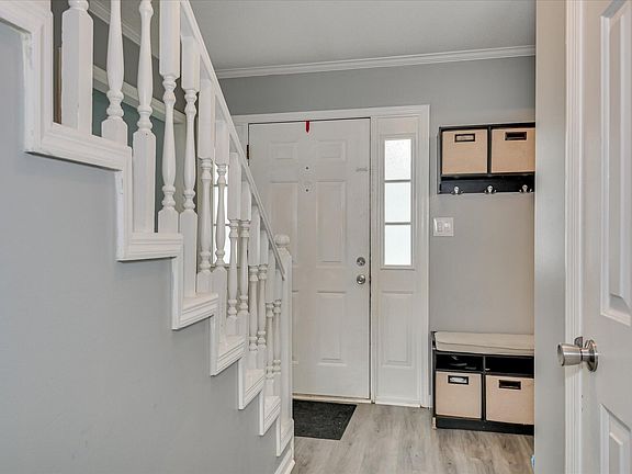 5th image of 3832 Forest Creek Way