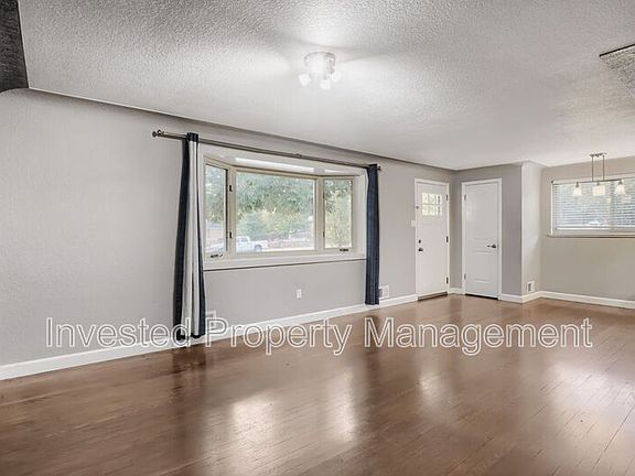 4th image of 2591 S Raleigh St