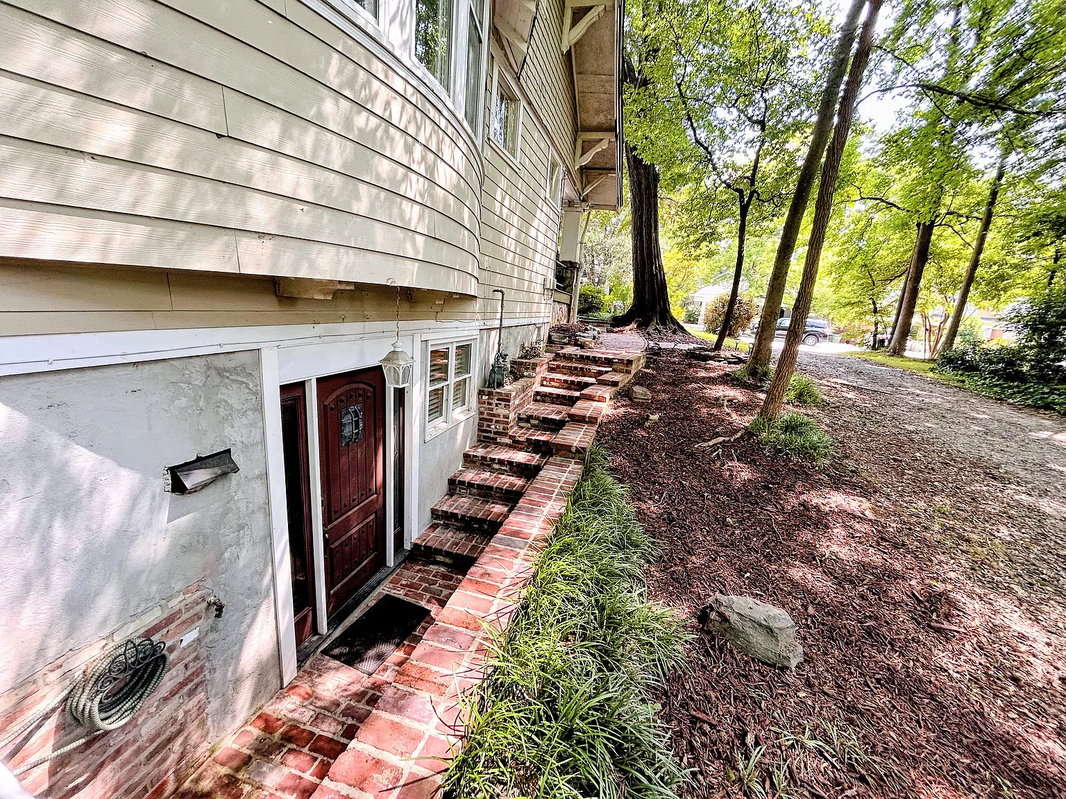 2 bed, 1000 sqft, $2,600 — Photo 3