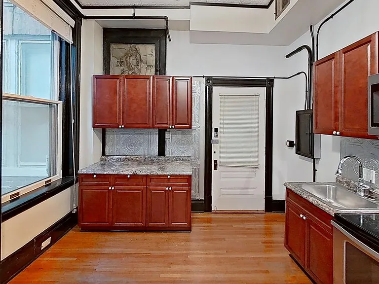 815 Church St — Photo 4