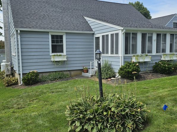 11 Brightwater Rd