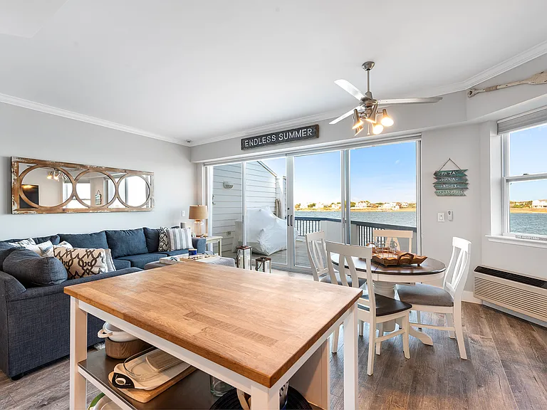 250 Dune Rd #116 — Photo 7