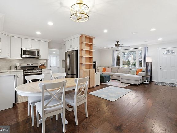 2nd image of 7921 Foote Ln