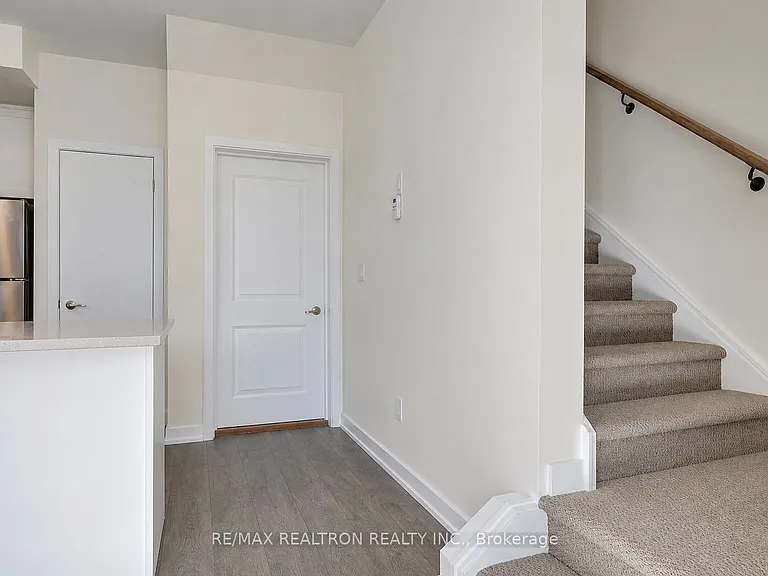 160 Densmore Rd #1104 — Photo 4