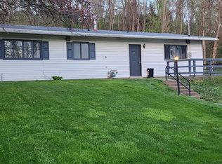 211 Woods Edge, Finleyville, PA 15332